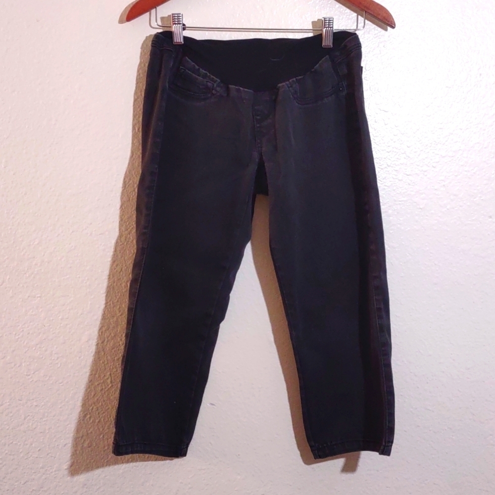 USED MATERNITY JEANS NO BRAND NAME WAIST 88%NYLON 12% SPANDEX SHELL 79% COTTON
